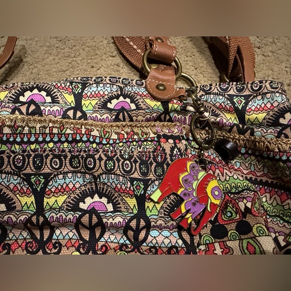 NWOT Sak Roots Artist Circle Crossbody. Minor scuff at the bottom. - Picture 3 of 11